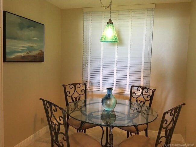 Building Photo - 9600 S Ocean Dr