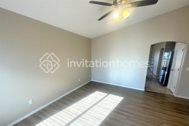 Building Photo - 4202 N 113th Dr