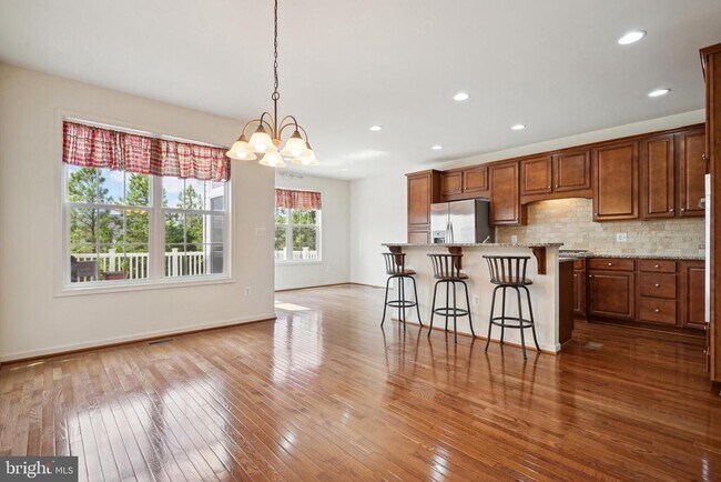 Foto del edificio - 41685 St Albans Terrace
