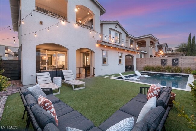 Building Photo - 258 Castellari Dr
