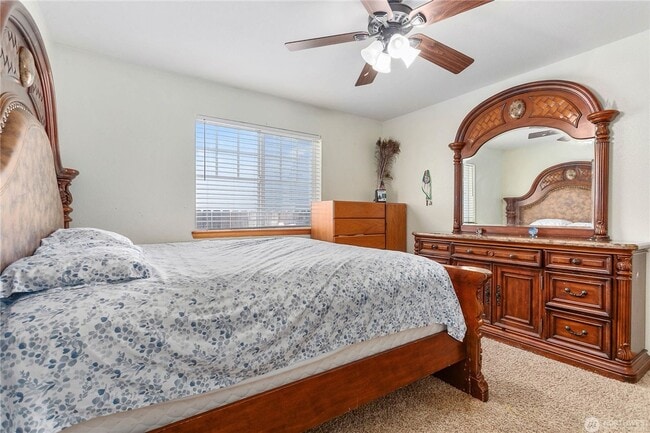 Building Photo - Beautiful Three Bedroom House in Lynden Fo...