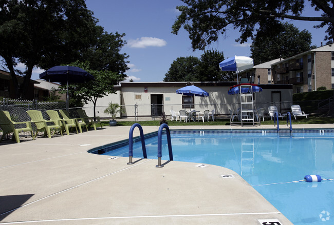 Top of the Hill Apartments Apartments - Feasterville, PA | Apartments.com