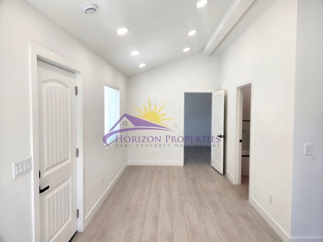 Foto del edificio - Brand New! 1 Bed 1 Bath 486sqft ADU