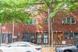 Building Photo - 198 Stuyvesant Ave