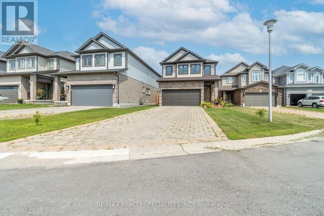 Building Photo - 4435 Lismer Ln