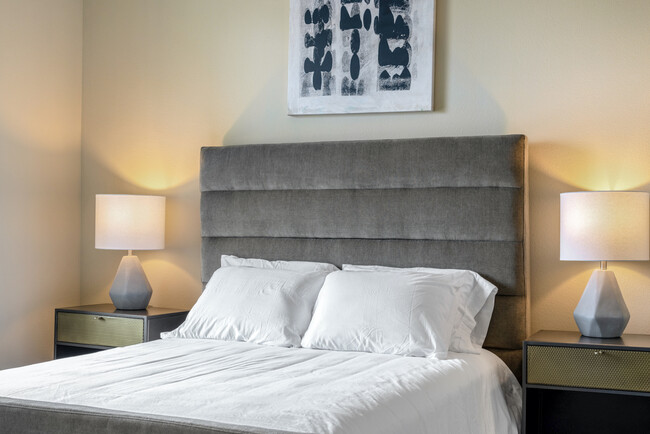 Foto del edificio - 2770 Pine Knoll Dr