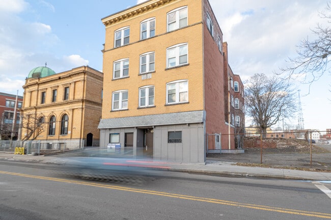 Foto del edificio - 376 Washington St