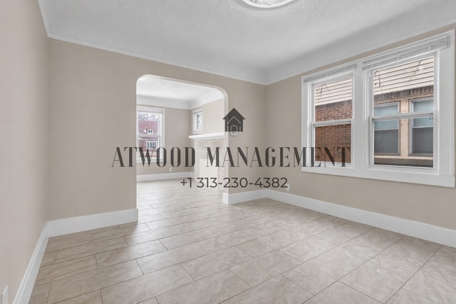Building Photo - This beautifully updated 3-bedroom, 1-bath single-family home is ready for move-in!