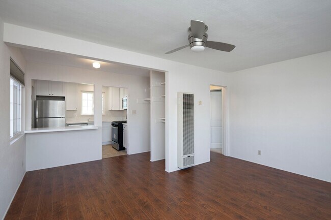 Foto del edificio - 7453-7455 Fulton St