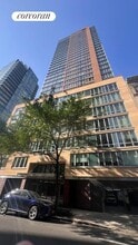Building Photo - 250 E 53rd St