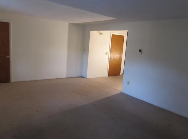 Building Photo - 33 Duck Cove Rd