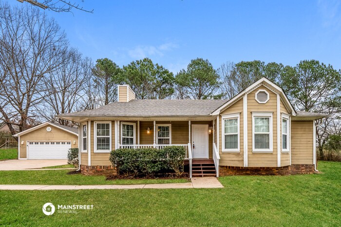 Foto principal - 1945 Carlisle Dr