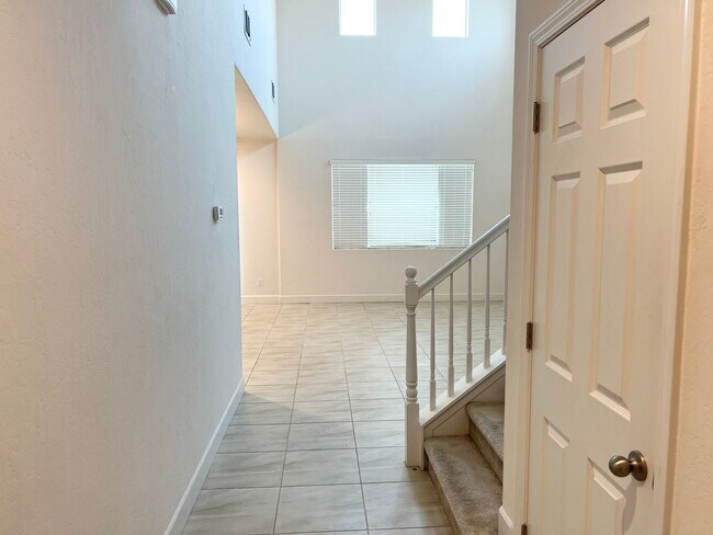 Foto del edificio - 3 Bedroom / 2.5 Bath In Tanglewood Gated Community