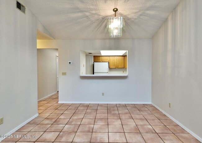 Building Photo - 189 Aruba Ln