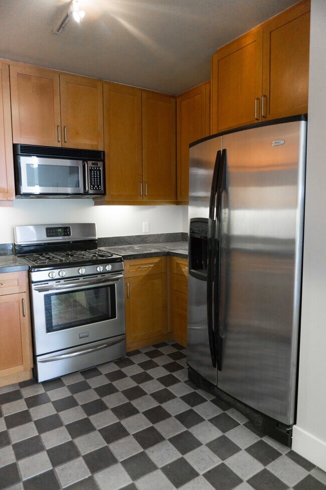 Microwave and fridge have been replaced in the last 2 years with new appliances - 190 7th St