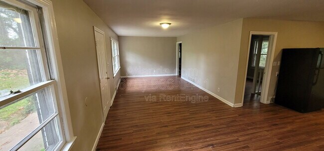 Foto del edificio - 4267 Chamblee Tucker Rd
