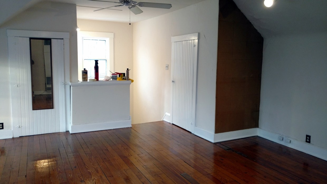 Third Floor Master Bedroom - 2021 Arthur Ave