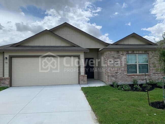 Building Photo - 716 Kinglet Ct
