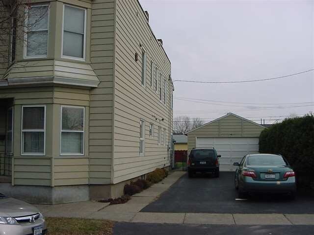 Building Photo - 2316 3rd Ave