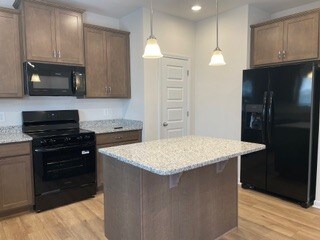 Foto del edificio - 11 Sonoma Dr