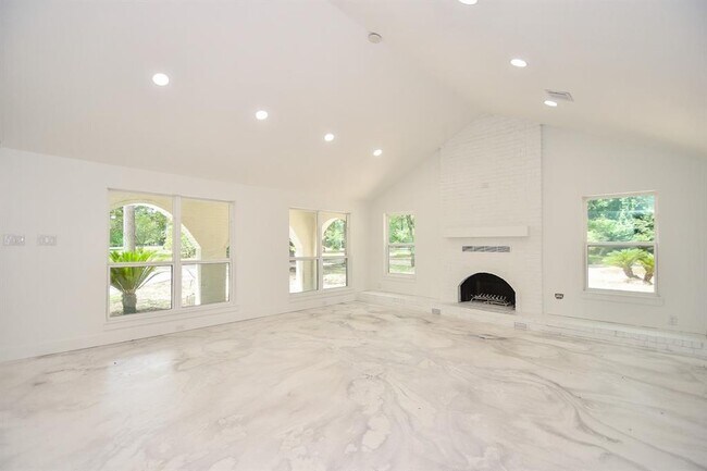 Foto del edificio - 6914 Evergreen St