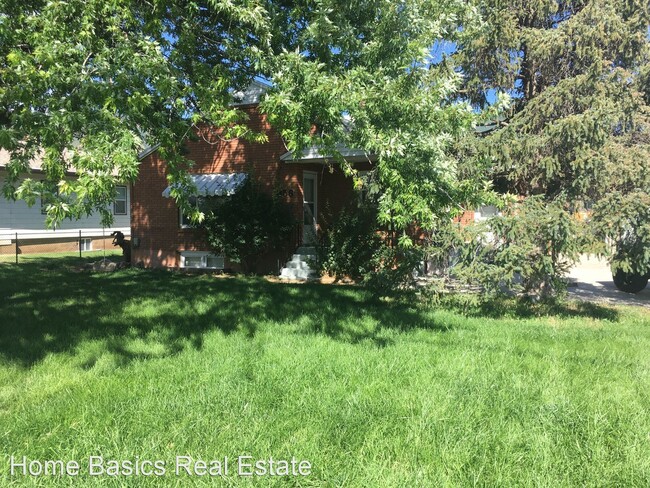 Foto del edificio - 4 br, 1 bath House - 856 N 300 W