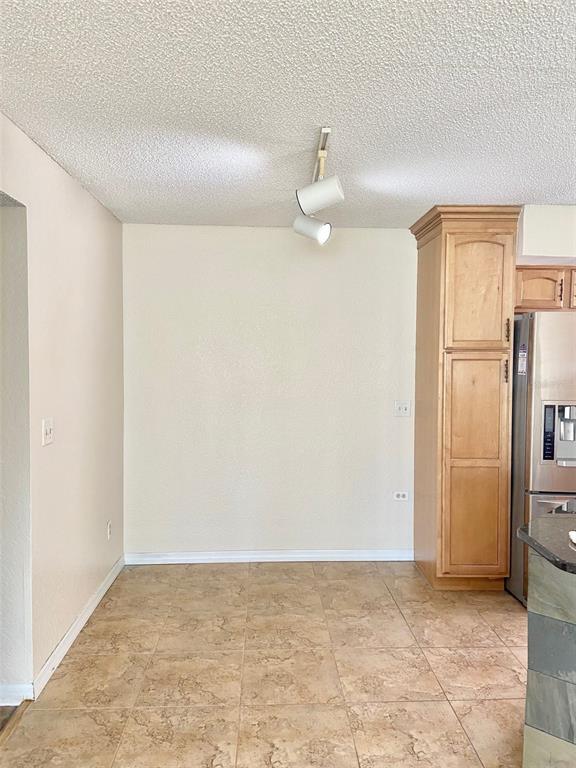 Building Photo - 5773 Gatlin Ave