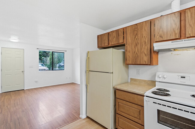 Building Photo - 503 Houser Way S