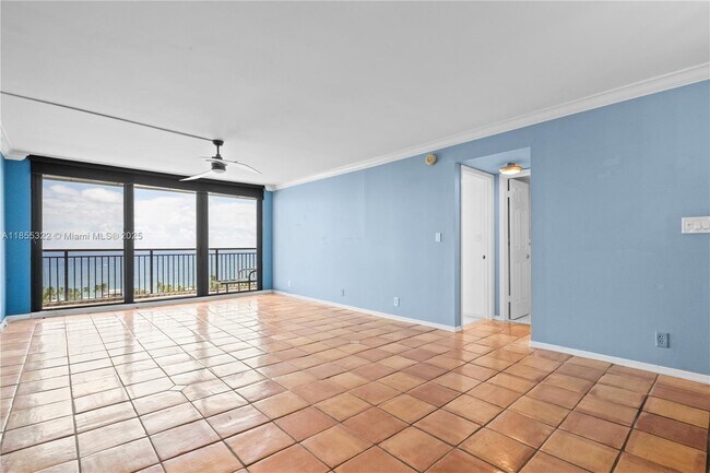 Foto del edificio - 3031 N Ocean Blvd