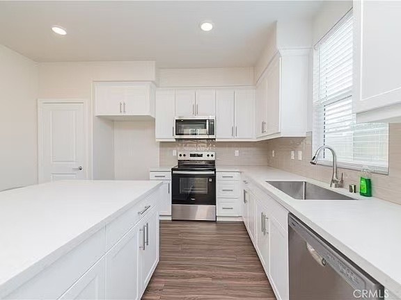 Building Photo - 463 Meyer Pl