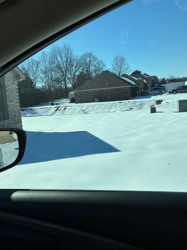 Building Photo - Cozy Rehoboth Brick Home