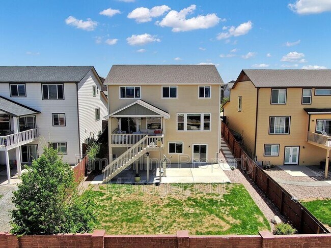 Building Photo - 10744 Echo Canyon Dr