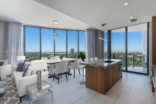 Foto del edificio - 2831 S Bayshore Dr