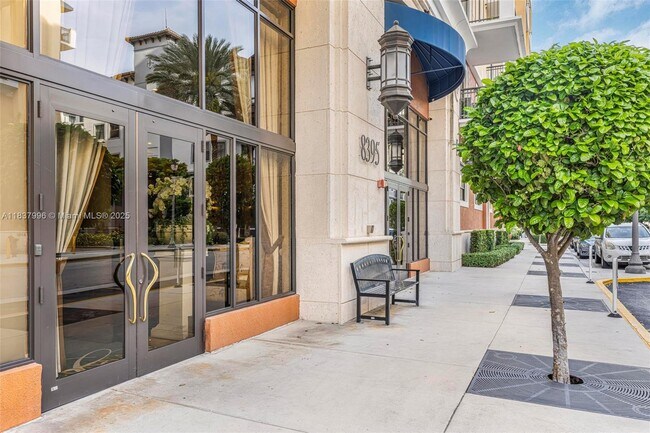 Foto del edificio - 8395 SW 73rd Ave