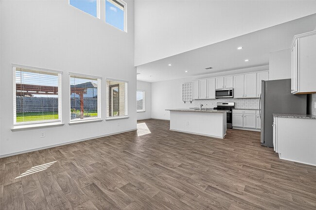 Building Photo - 1722 Bryson Heights Dr