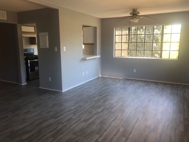 Foto del edificio - 4418 Colfax Ave