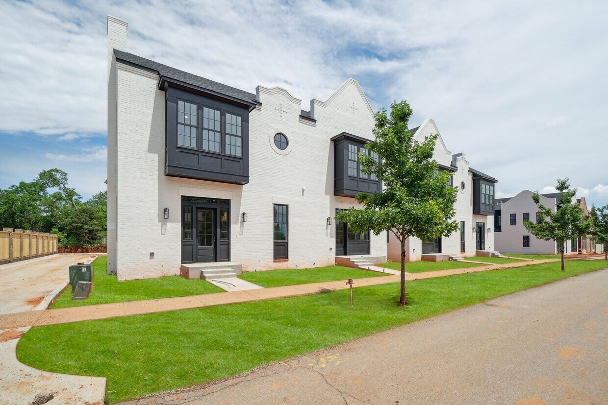 Foto principal - Classic Cape Cod Meets Modern Glam: Your D...