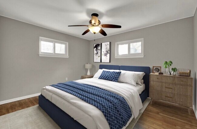 Foto del edificio - 3041 Sylvan Dr