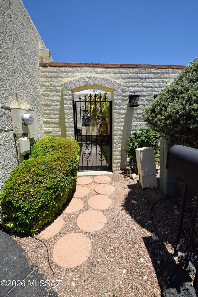 Foto del edificio - 814 N Crescent Ln
