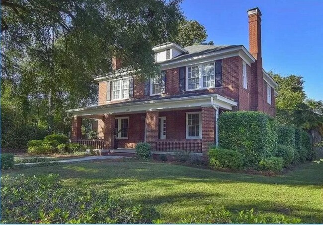 Foto del edificio - 1525 Maple St