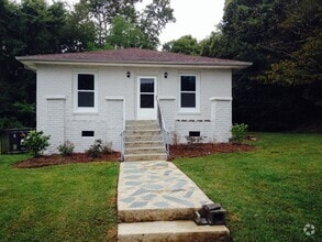 Building Photo - 36 Willowbrook Dr NW