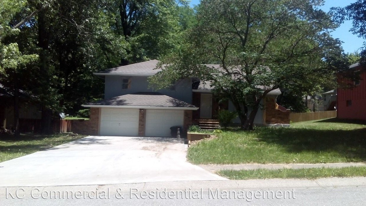 Foto principal - 3104 SE 3rd St