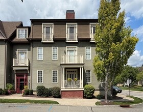 Building Photo - 1 Cropsey St