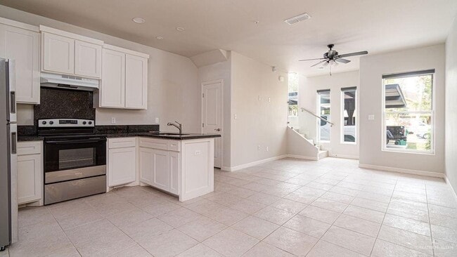 Foto del edificio - 9 W Fig Ave