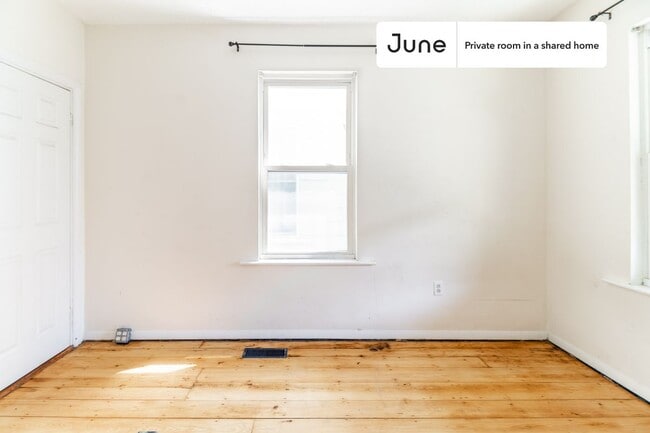 Photo - Room in Shared 2 bed/1 bath home