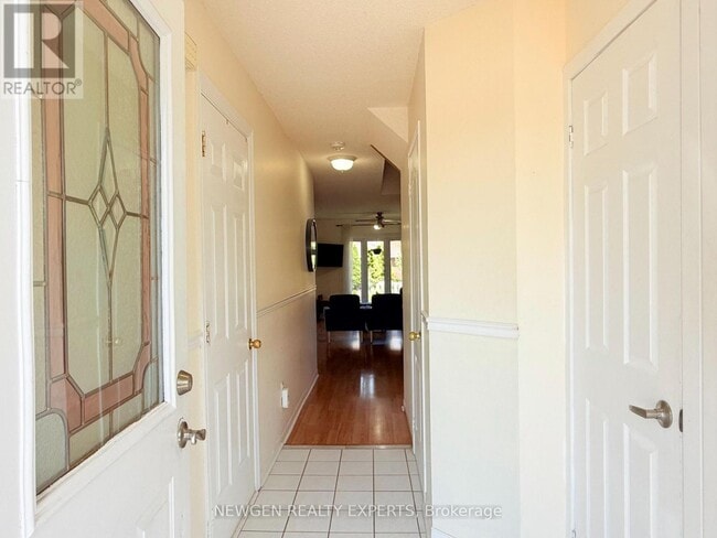 Building Photo - 6013 Castlegrove Ct