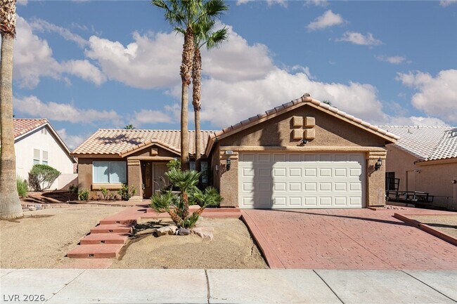 Foto del edificio - 7900 White Grass Ave