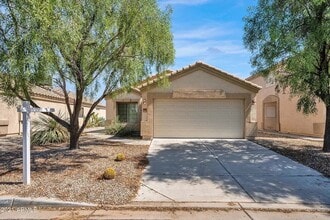 Building Photo - 23471 N Desert Dr