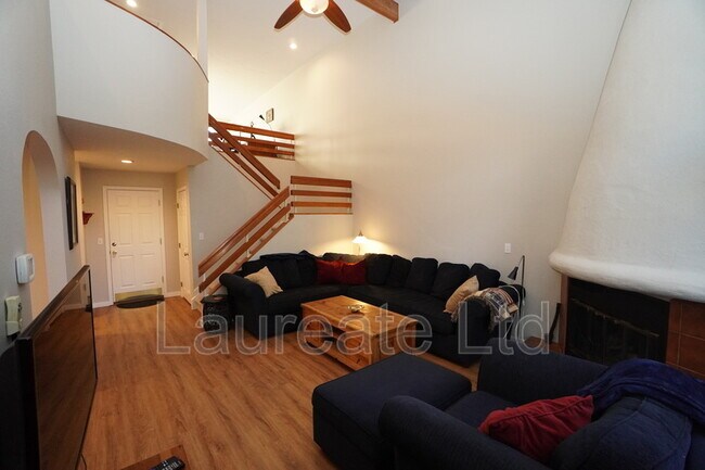 Building Photo - 9163 Cactus Ct