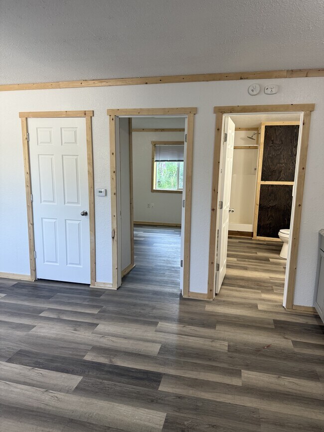 Foto del edificio - 2881 Elvira Ave